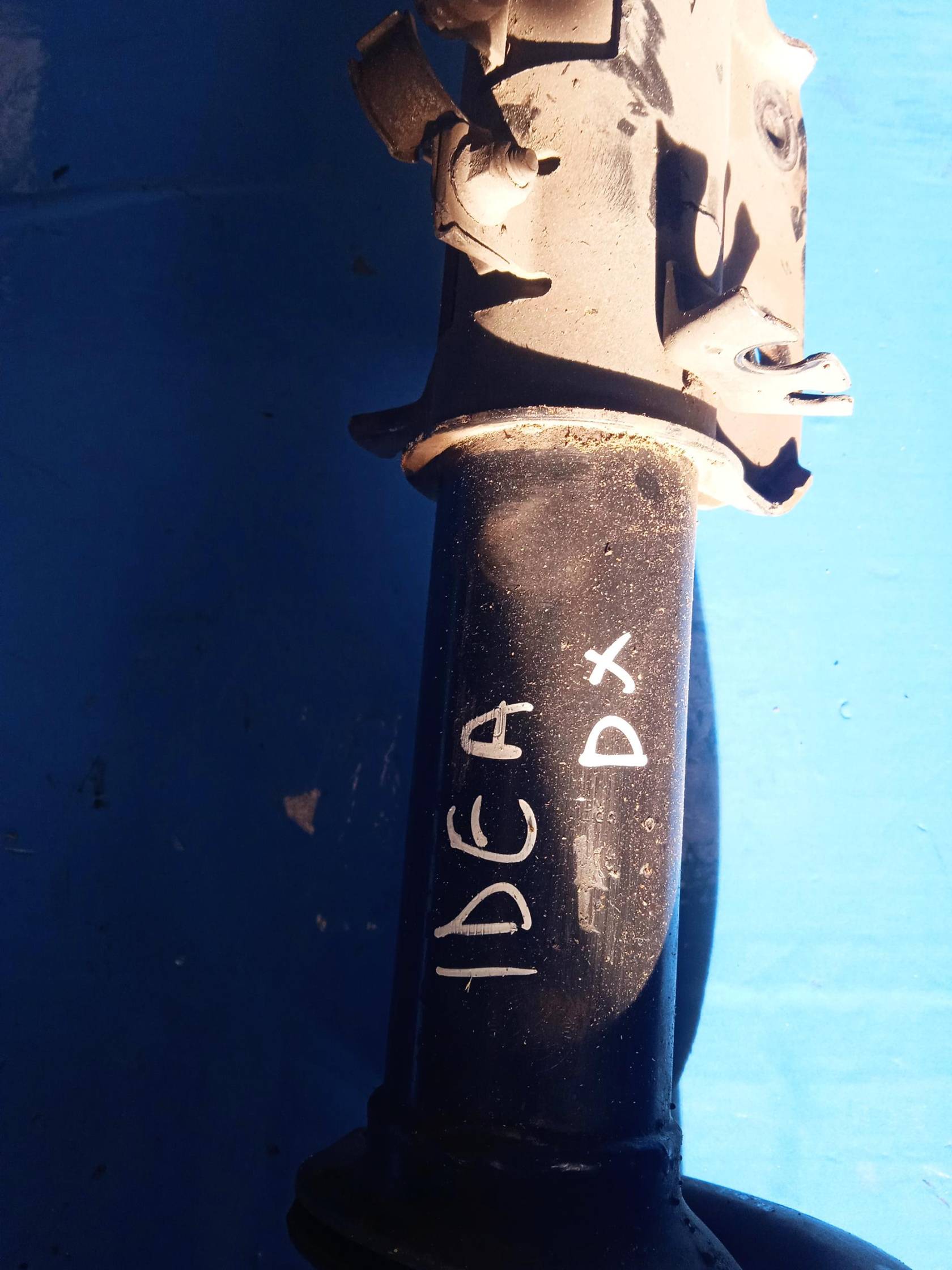 Ammortizzatore ant. dx.